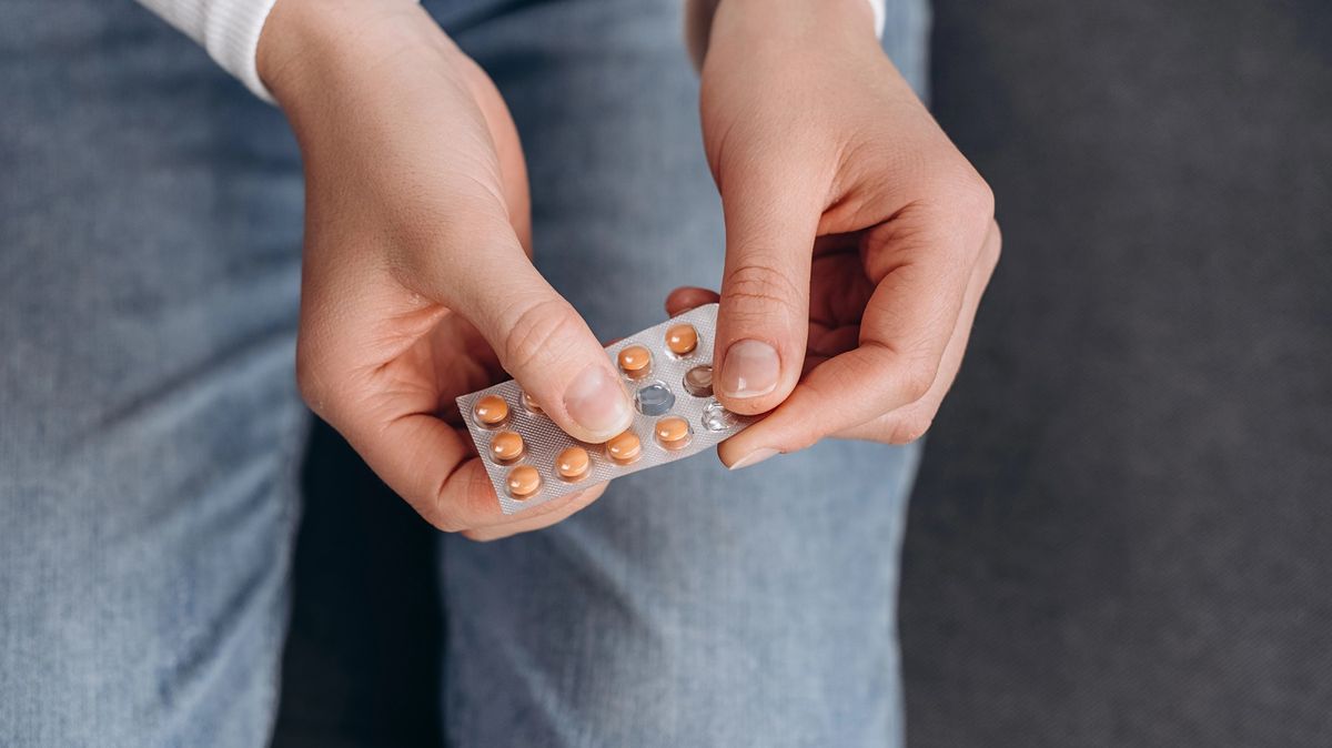 Komu vadí estrogen, tomu pomůže gestagen. Pravdy a mýty o hormonální antikoncepci